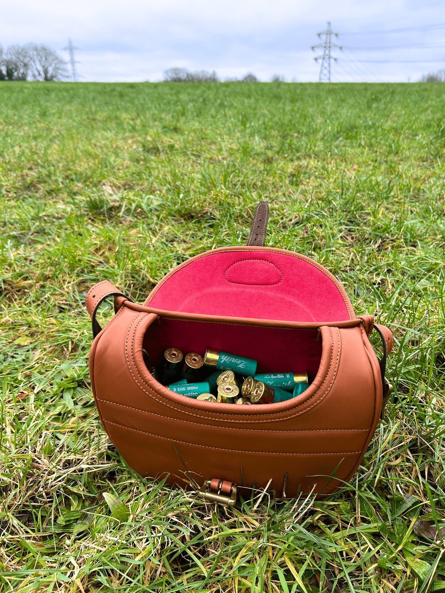 Tan leather cartridge bag - 100 shell capacity